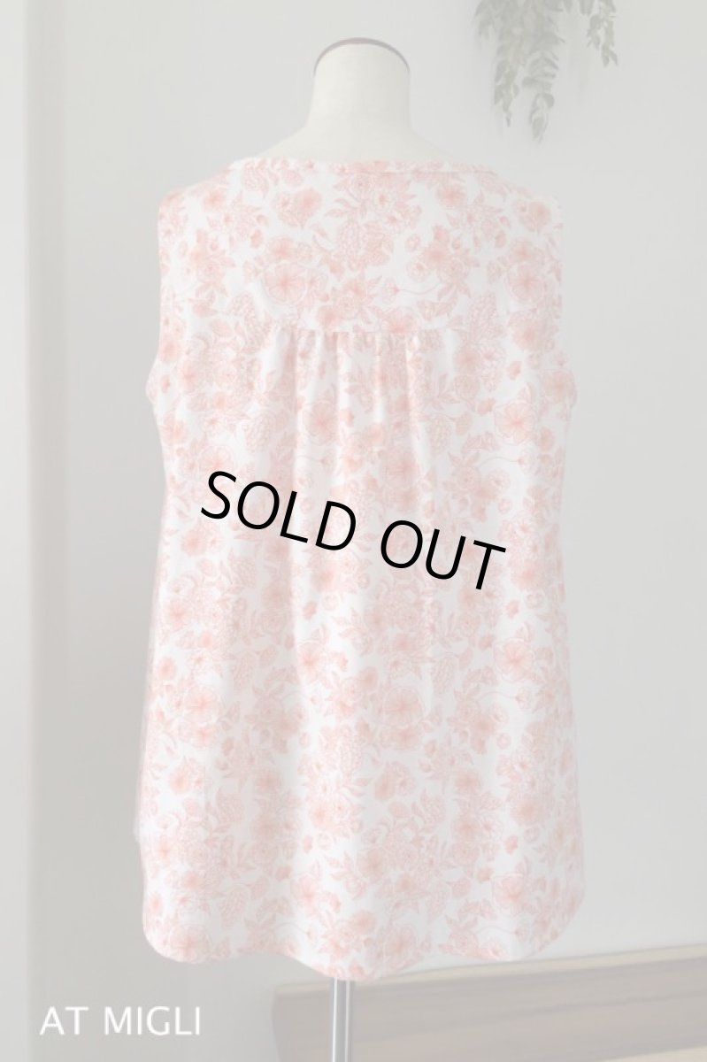 画像2: タックノースリーブブラウス (2)